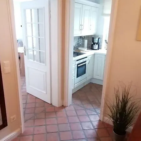 App. Martha Apartment *